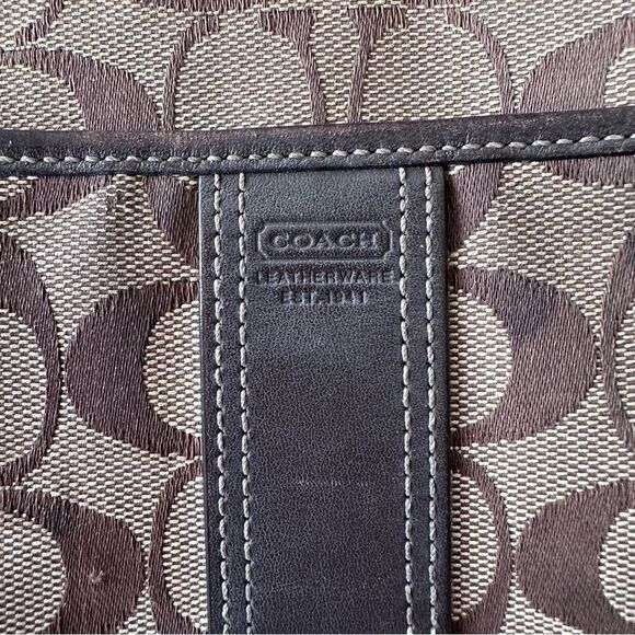 Coach Signature C Swingback Brown and Tan Leather Trim Cross Body Bag - Picture 2 of 8